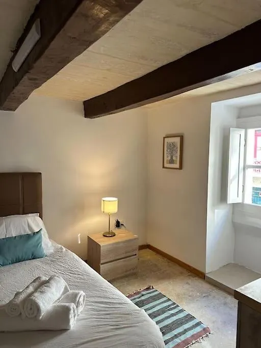 Apartment Traditional Townhouse On The Main Street In Valletta Blue Door